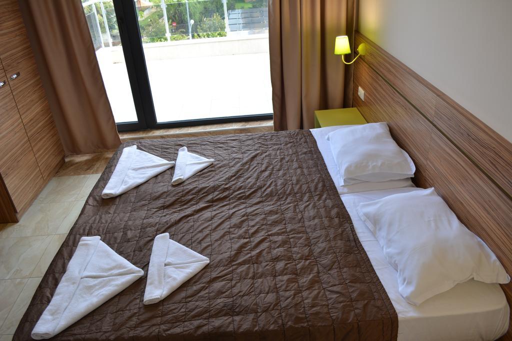 Tm Deluxe Hotel Słoneczny Brzeg Zewnętrze zdjęcie