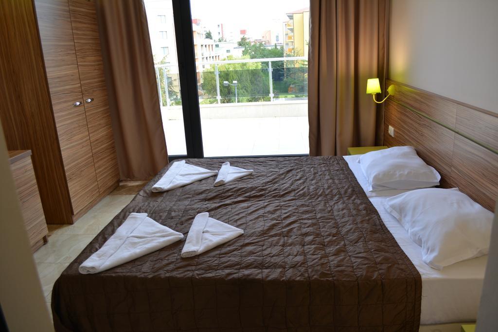 Tm Deluxe Hotel Słoneczny Brzeg Zewnętrze zdjęcie