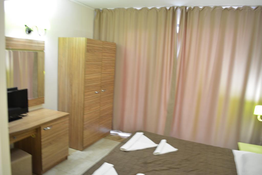 Tm Deluxe Hotel Słoneczny Brzeg Zewnętrze zdjęcie
