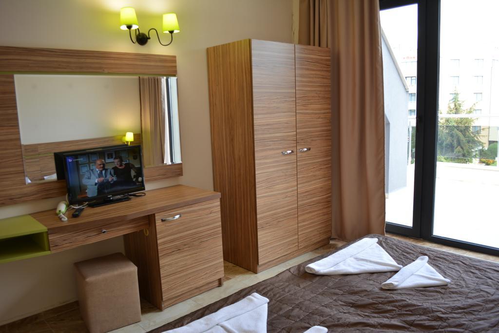 Tm Deluxe Hotel Słoneczny Brzeg Zewnętrze zdjęcie